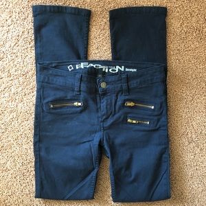 Straight leg jeans with gold zipper size 7